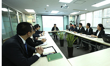 奕創(chuàng)飛公司年中會議圓滿結(jié)束